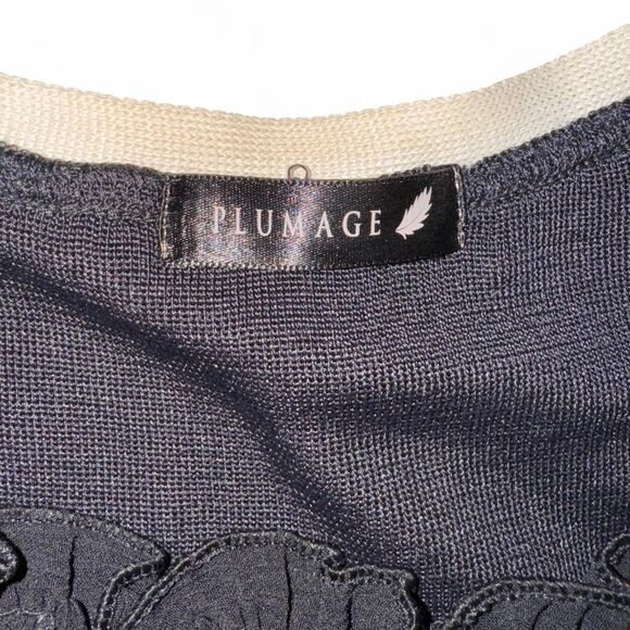 PLUMAGE Korea Knit Ruffle Trim Top Gothic Lolita Coquette Style Black Cream - Picture 7 of 8